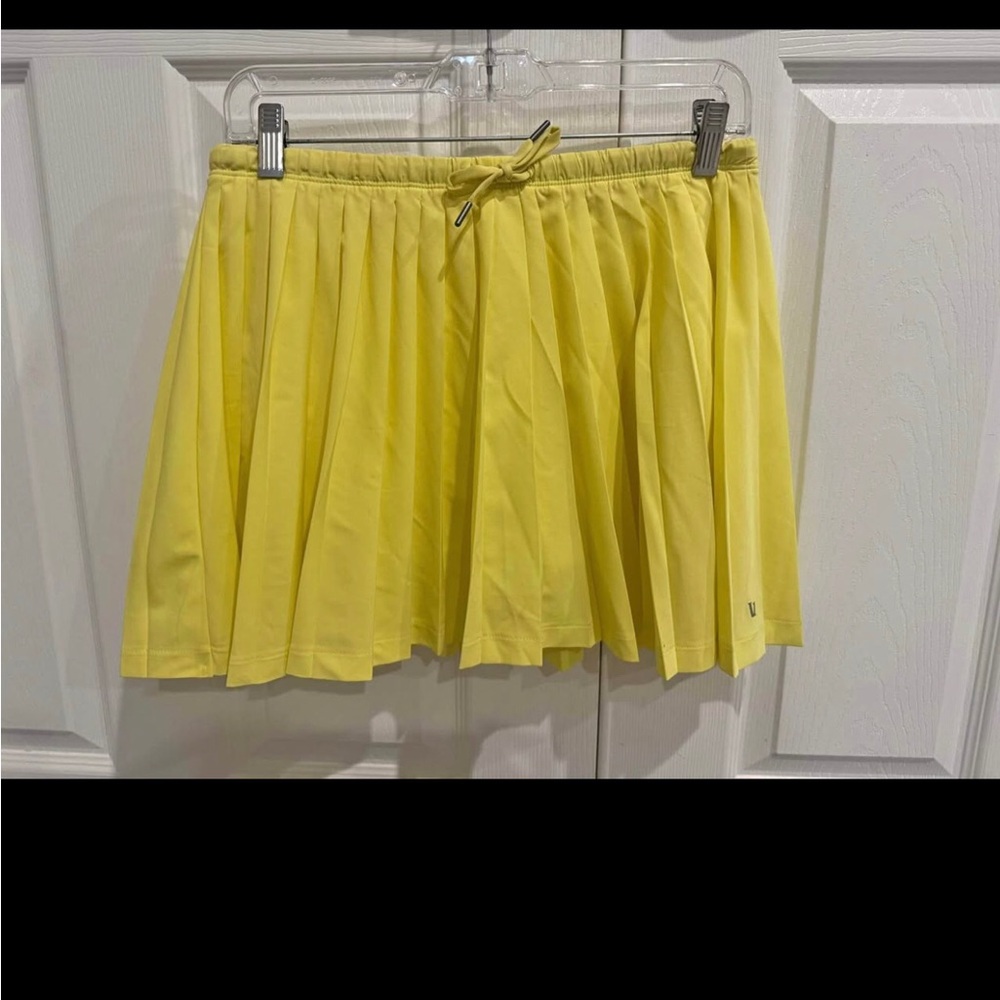 Vuori Clementine Pleated Skirt Sunlight Yellow Small NWOT - Picture 5 of 10